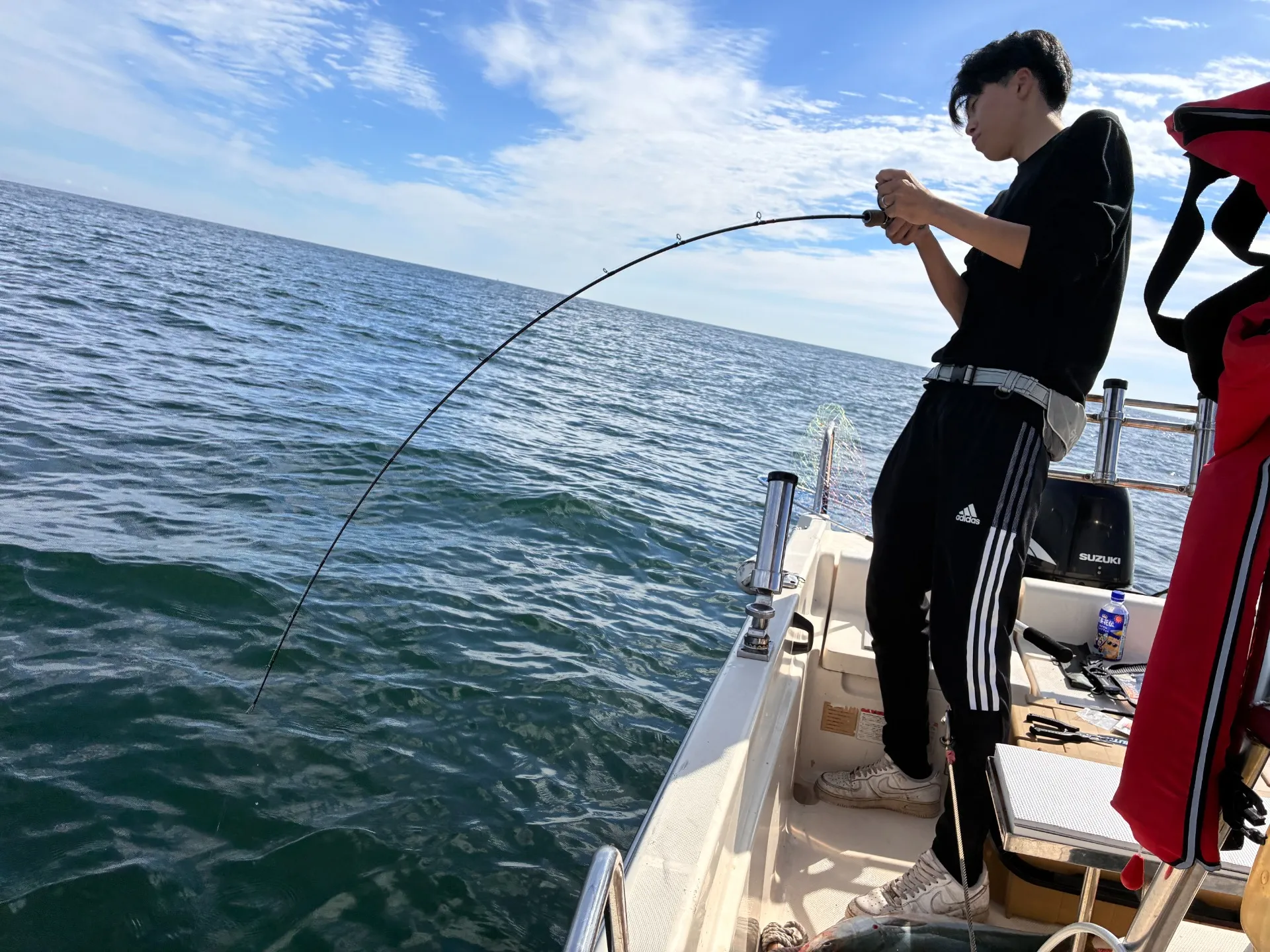 週末はまた釣り!社員と一緒にジギングへ!